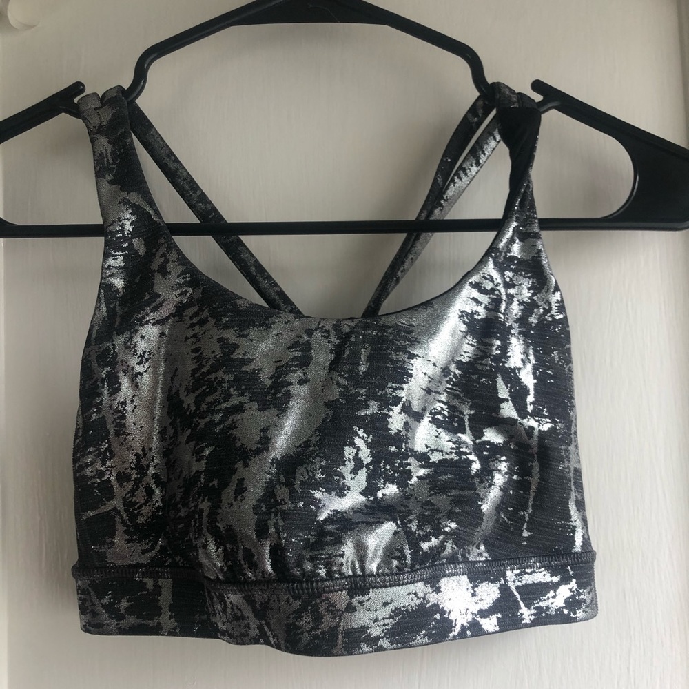 Lululemon sports bra
